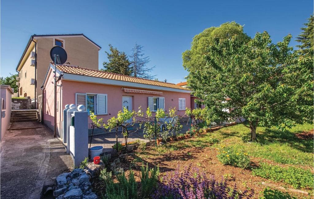 Cozy Apartment In Kostrena With Wifi photo 5