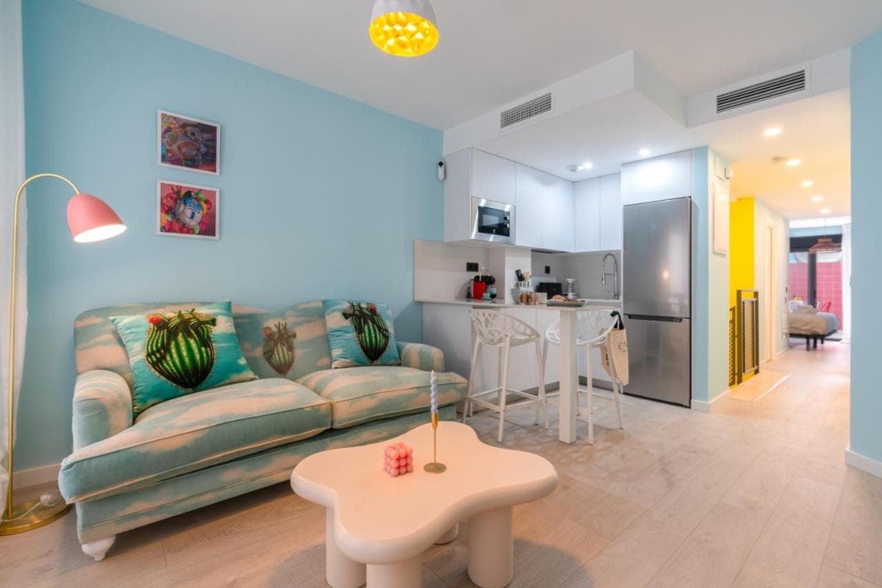 Apartment Heart with Patio, Málaga